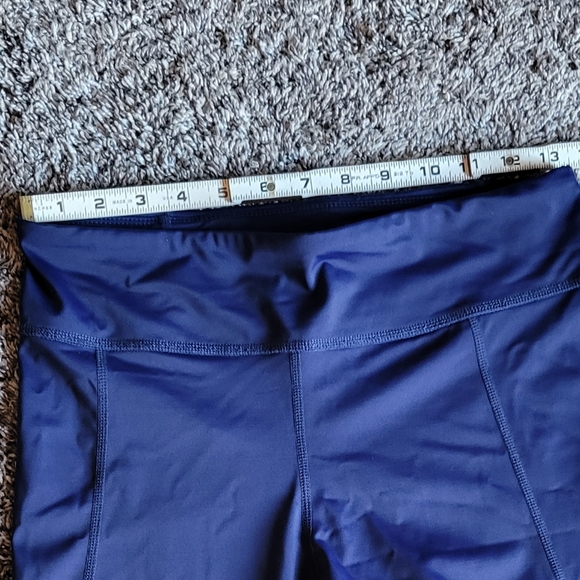 Tommy Bahama Island Active Cropped Leggings - Picture 5 of 7